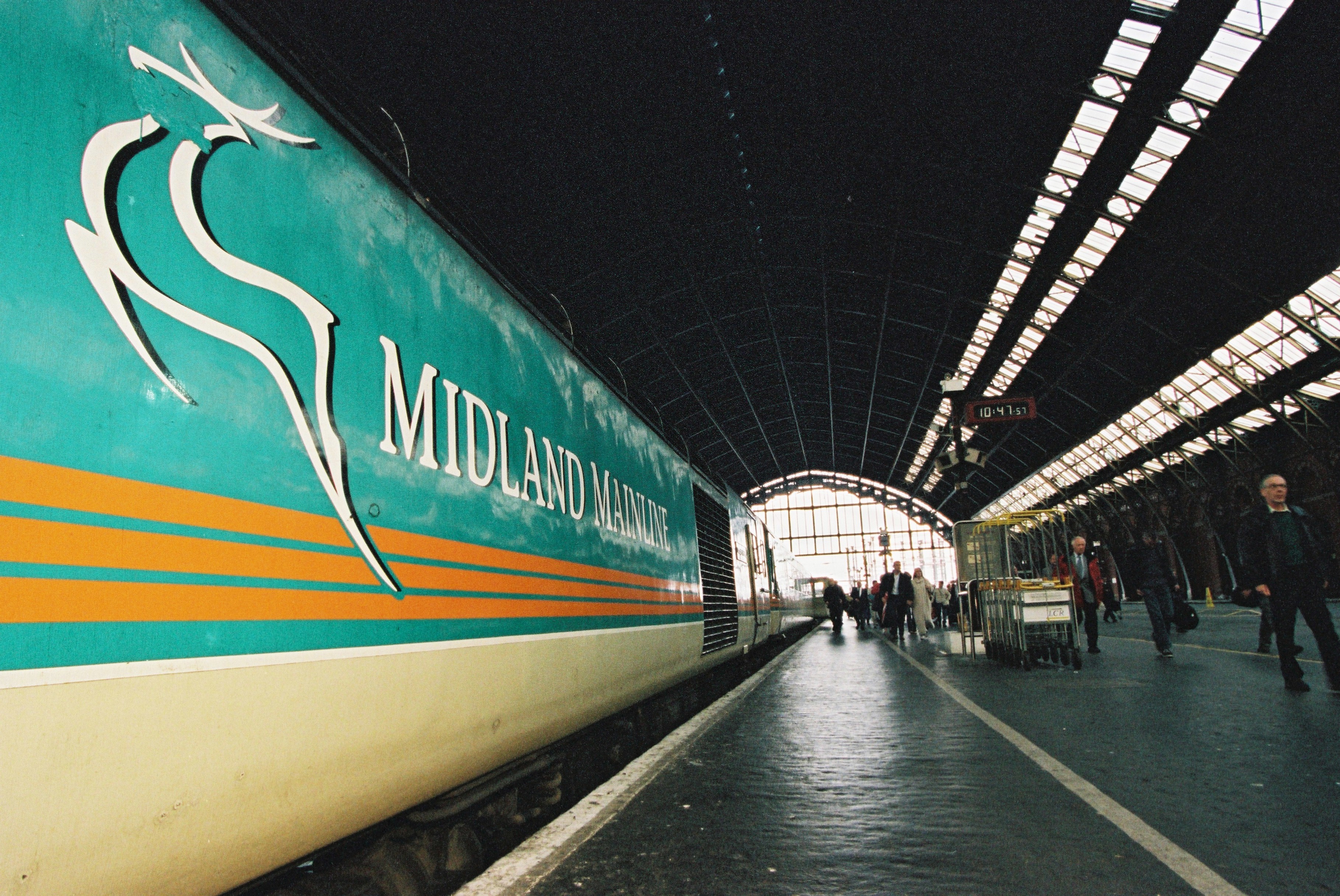 Midlandmainlinestn 2001 (1996 Rail Entry) (1)